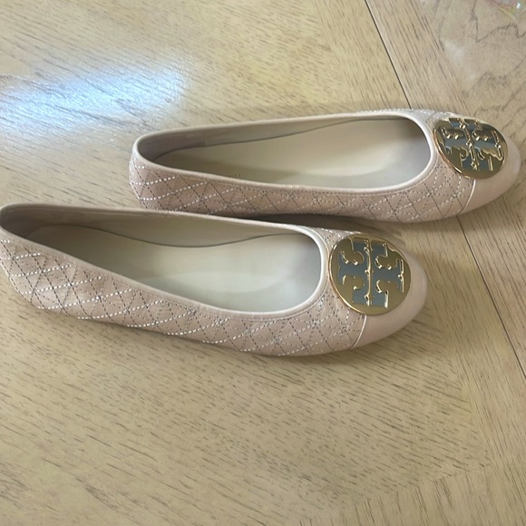 TORY BURCH  (BRAND-NEW ) - Picture 2 of 9